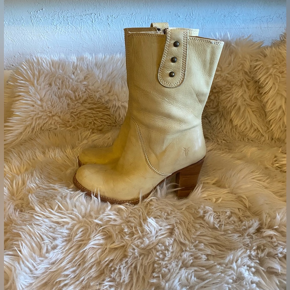 Frye Boots - Picture 2 of 11